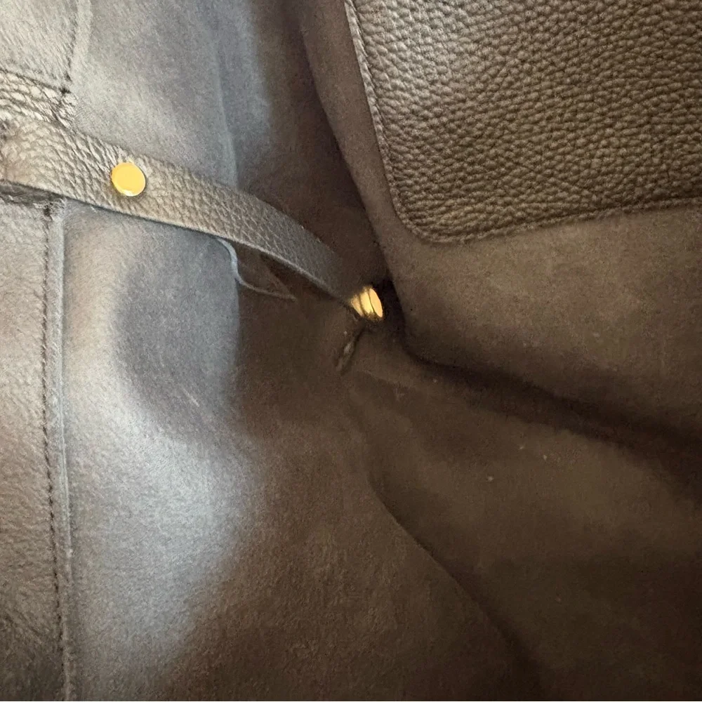 Cuyana Black Pebbled Leather Tote - Picture 10 of 10